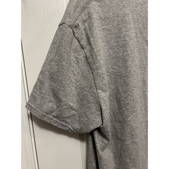 Disney Men's Mickey Mouse Large Classic Iconic Pose Graphic T-Shirt Gray Tee L - Picture 10 of 13